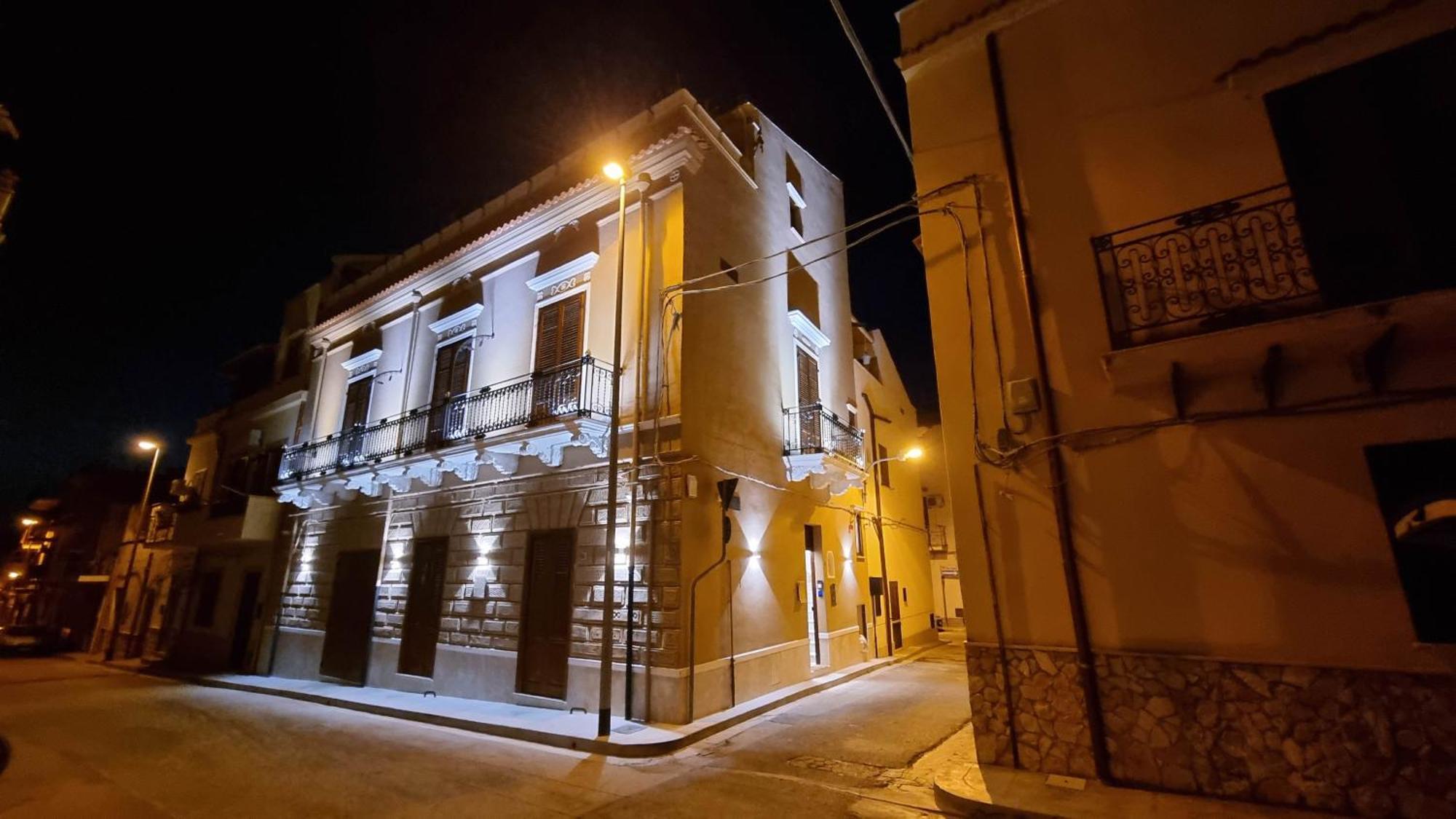 Bed and Breakfast Le Tre Ninfe Чинизи Экстерьер фото