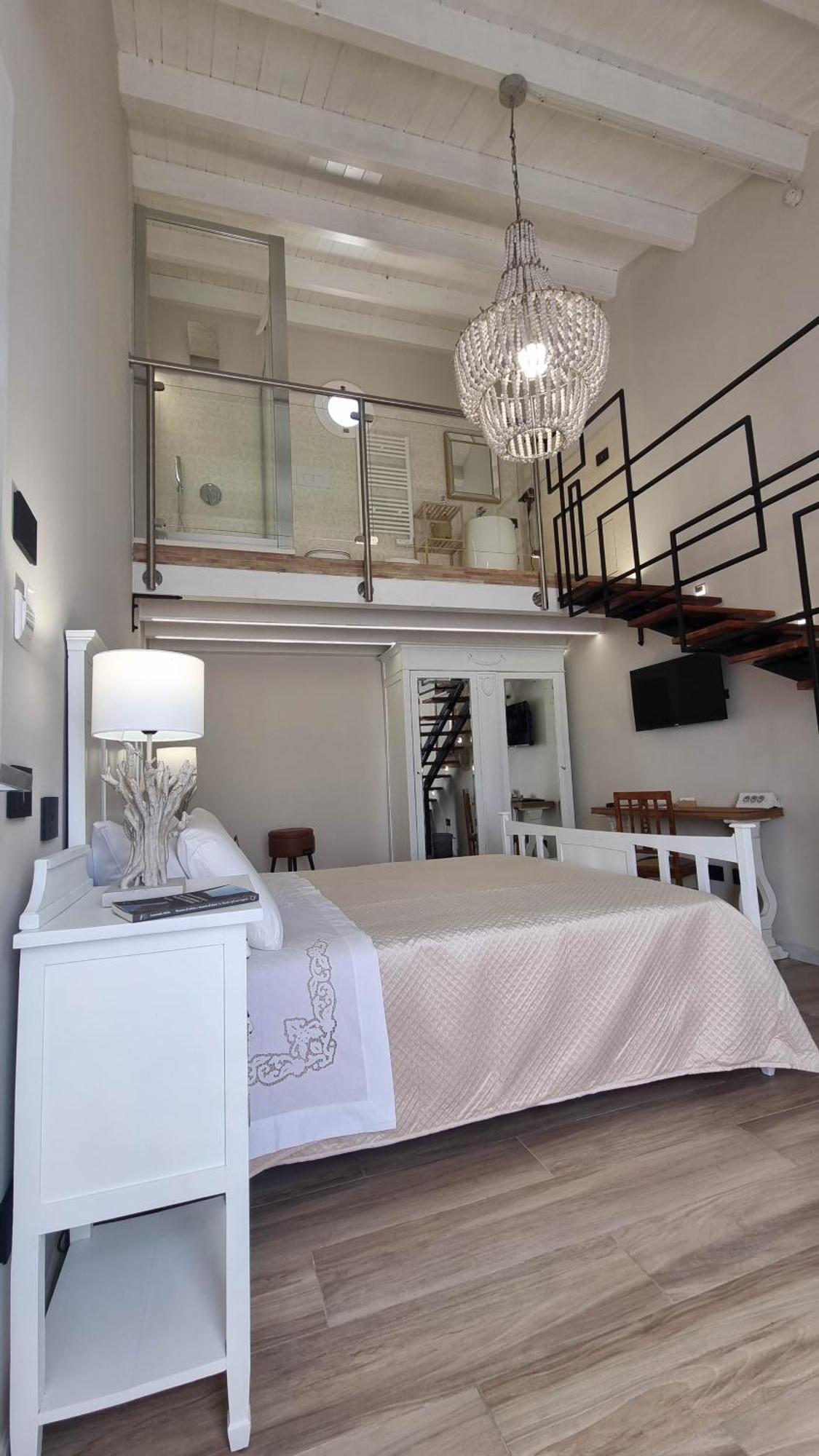 Bed and Breakfast Le Tre Ninfe Чинизи Экстерьер фото