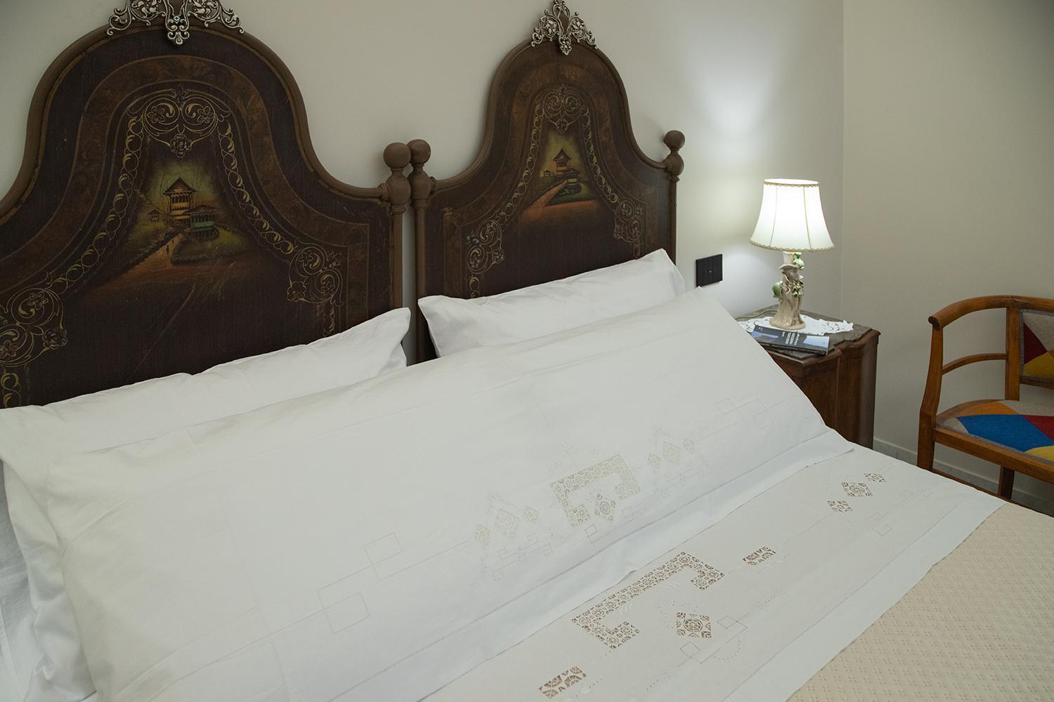 Bed and Breakfast Le Tre Ninfe Чинизи Экстерьер фото