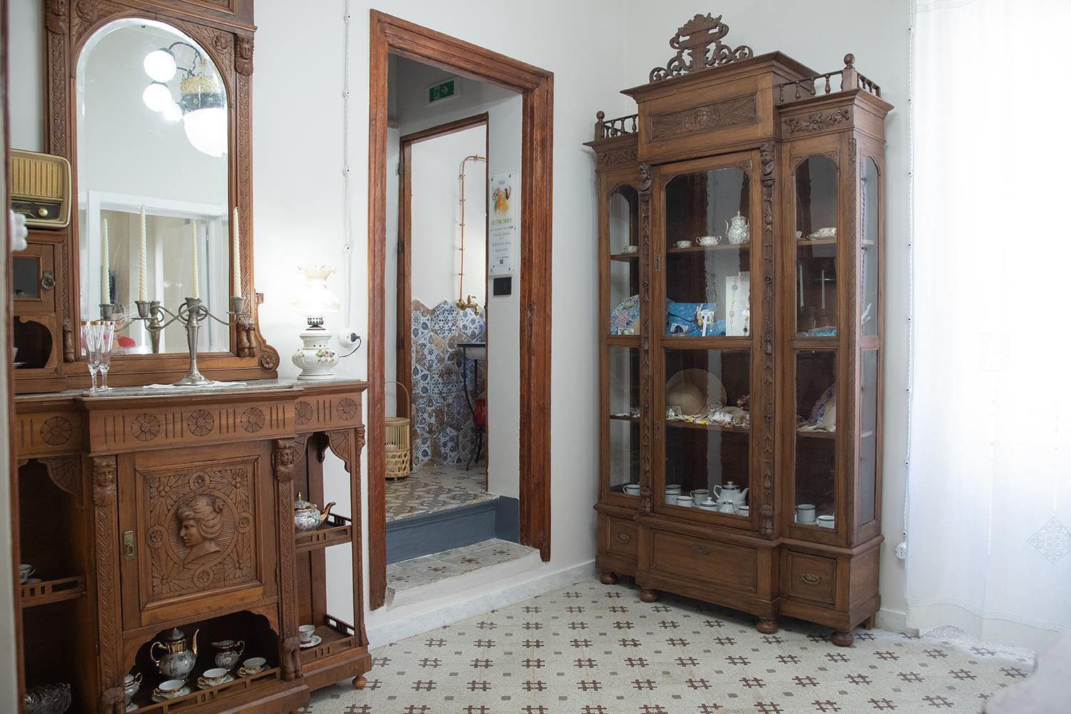 Bed and Breakfast Le Tre Ninfe Чинизи Экстерьер фото