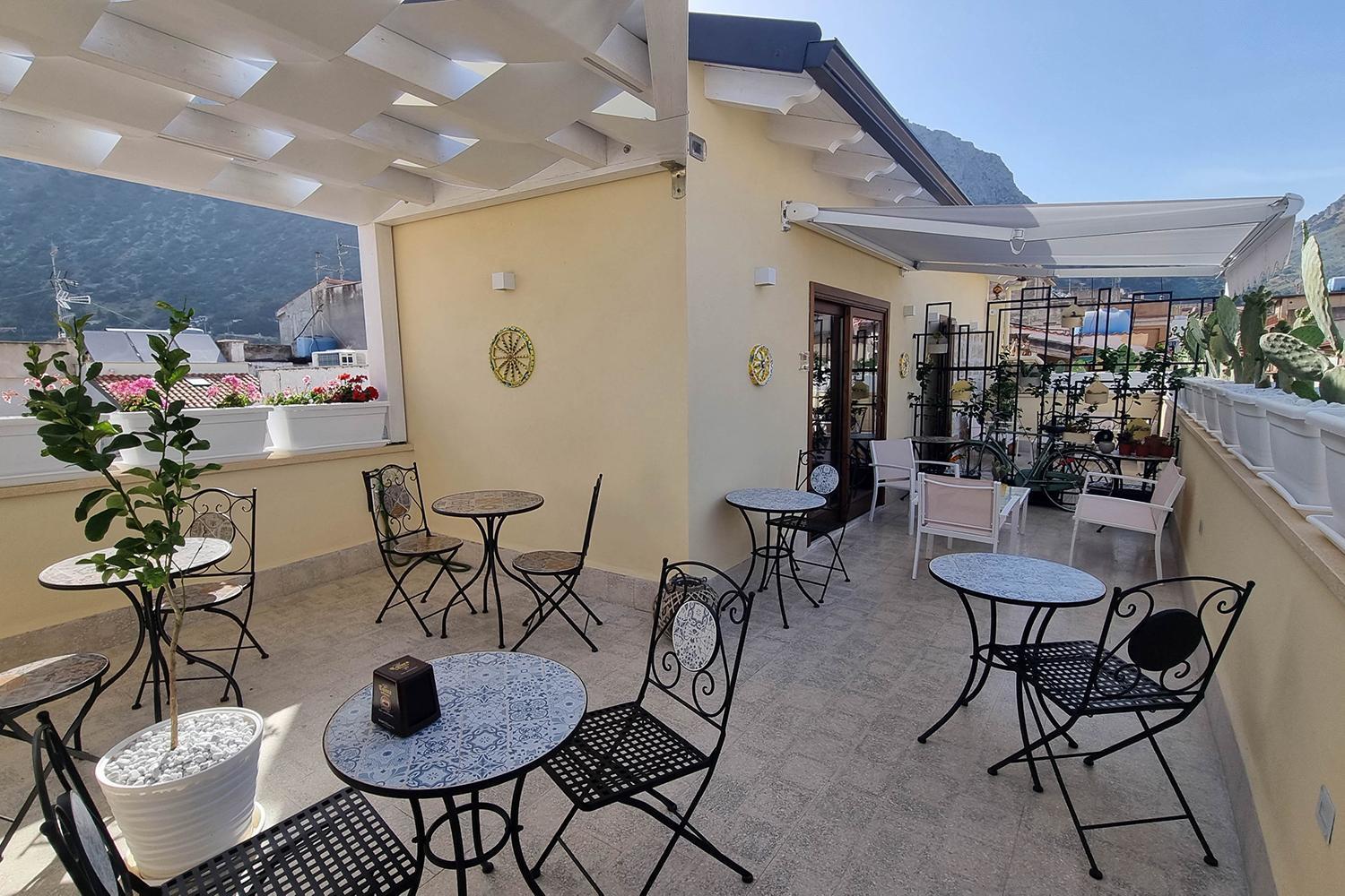 Bed and Breakfast Le Tre Ninfe Чинизи Экстерьер фото